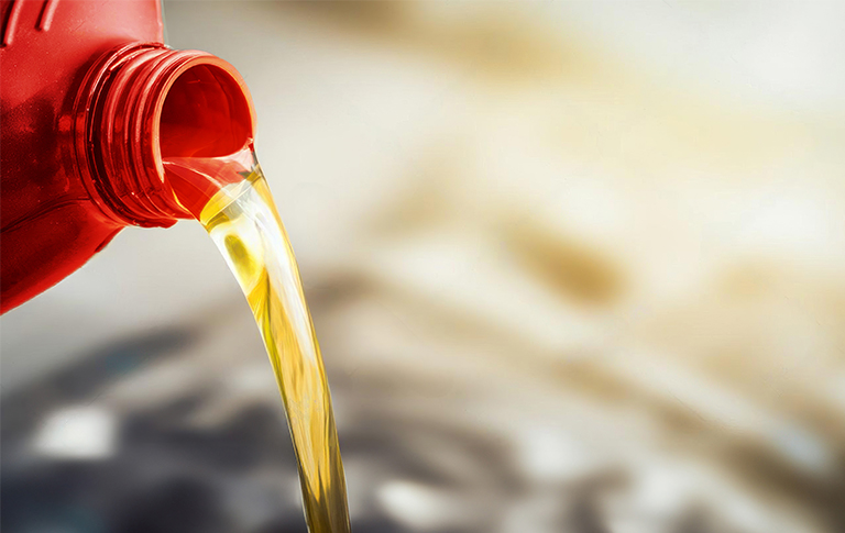 Engine oils and lubricants